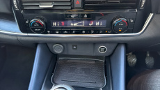 Nissan Qashqai 1.3 DiG-T MH Tekna 5dr Petrol Hatchback